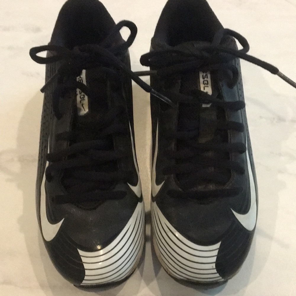 Boys baseball cleats
